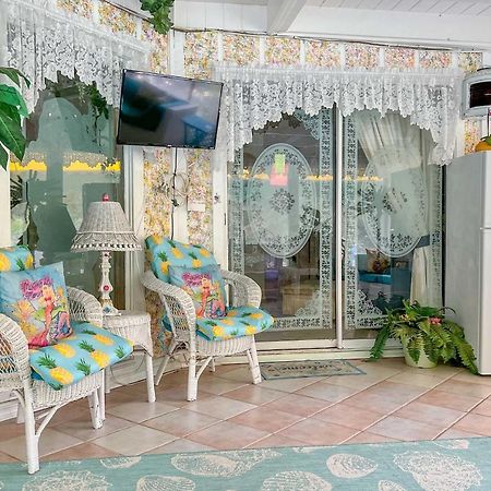 Апартаменты Pams Mermaid House With Riverfront Yard And Lanai! Уики Уэши Экстерьер фото